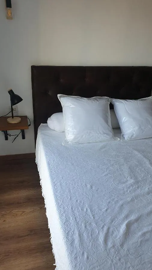 Les Vagues Au Balcon Apartamento Ampuriabrava 0*,