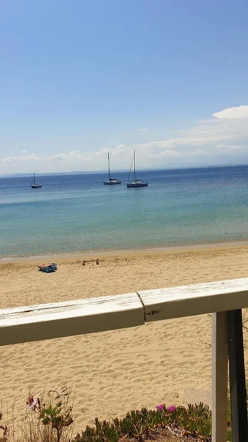 Les Vagues Au Balcon Apartment Empuriabrava Spain
