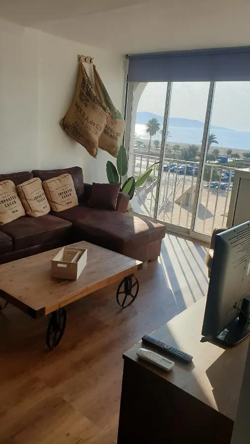 Les Vagues Au Balcon Apartamento Ampuriabrava