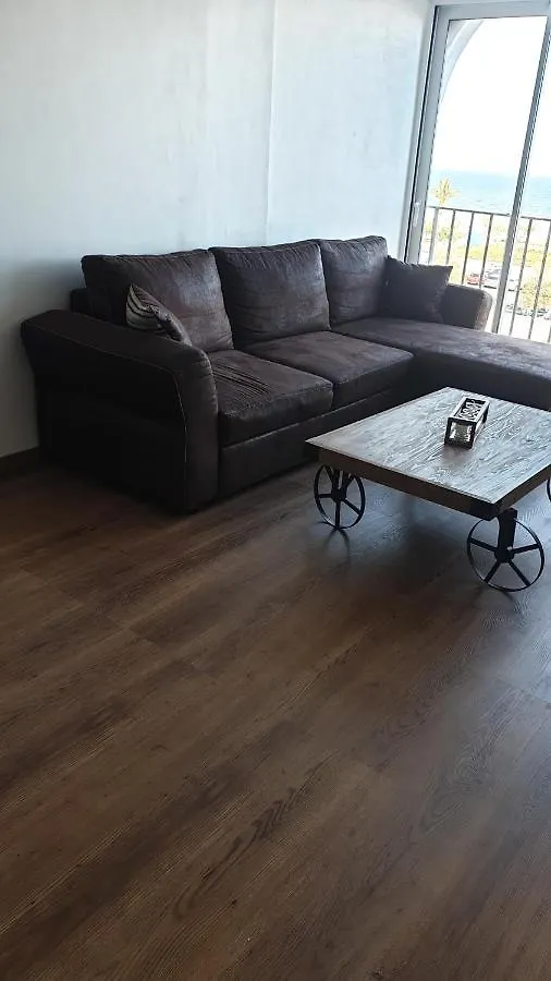 Apartmán Les Vagues Au Balcon Empuriabrava 0*,  Španělsko